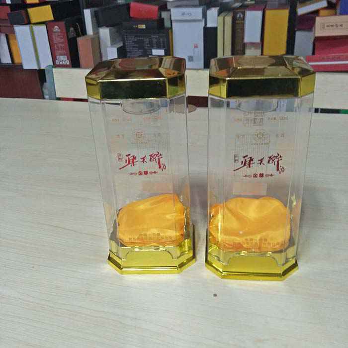 五(wu)糧液(ye)亞克(ke)力透(tou)明盒(he)包裝(zhuang)